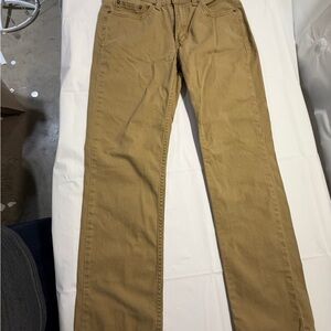 Levi's Straight Leg Jeans in Camel/Tan